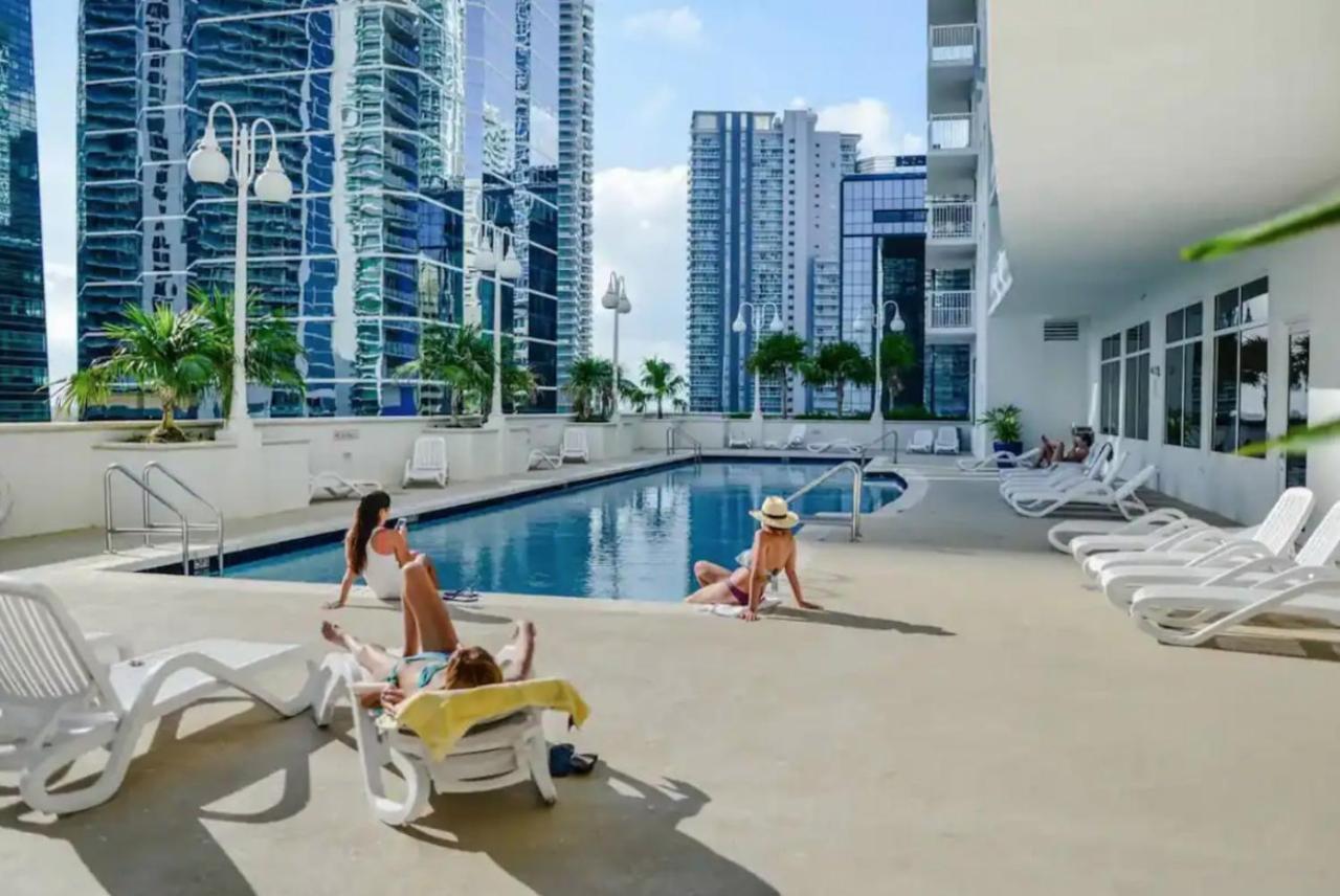 Modern 1 Bed In The Heart Of Brickell With Free Parking Apartman Miami Kültér fotó