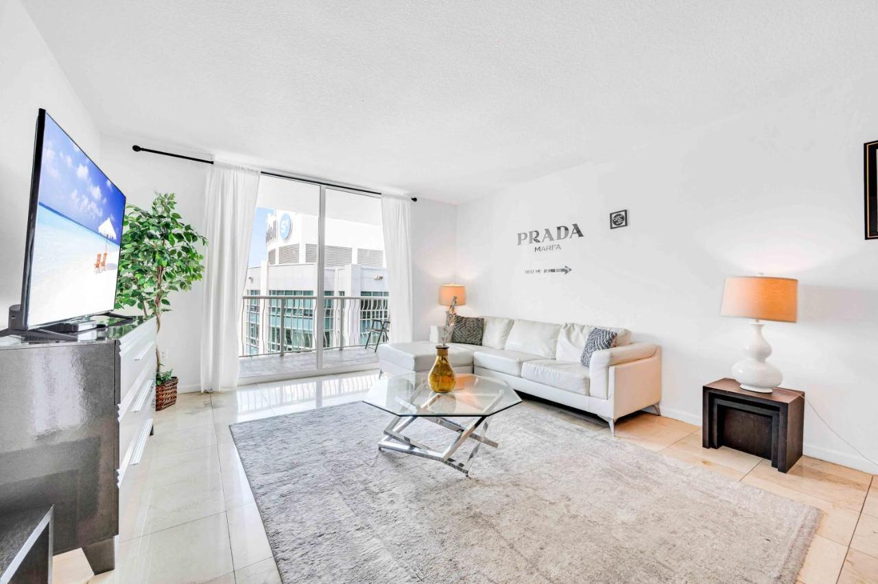Modern 1 Bed In The Heart Of Brickell With Free Parking Apartman Miami Kültér fotó