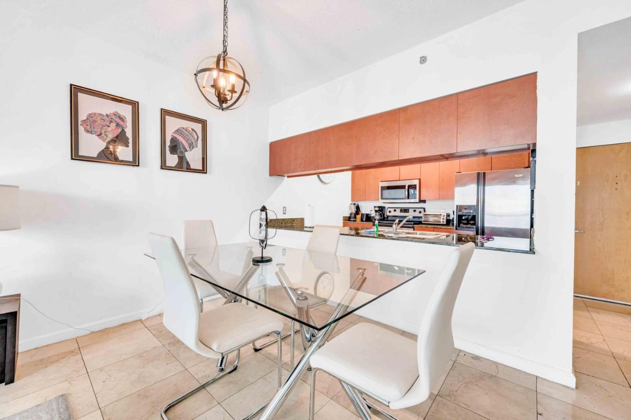 Modern 1 Bed In The Heart Of Brickell With Free Parking Apartman Miami Kültér fotó