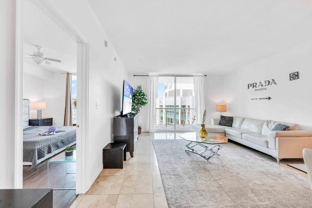 Modern 1 Bed In The Heart Of Brickell With Free Parking Apartman Miami Kültér fotó