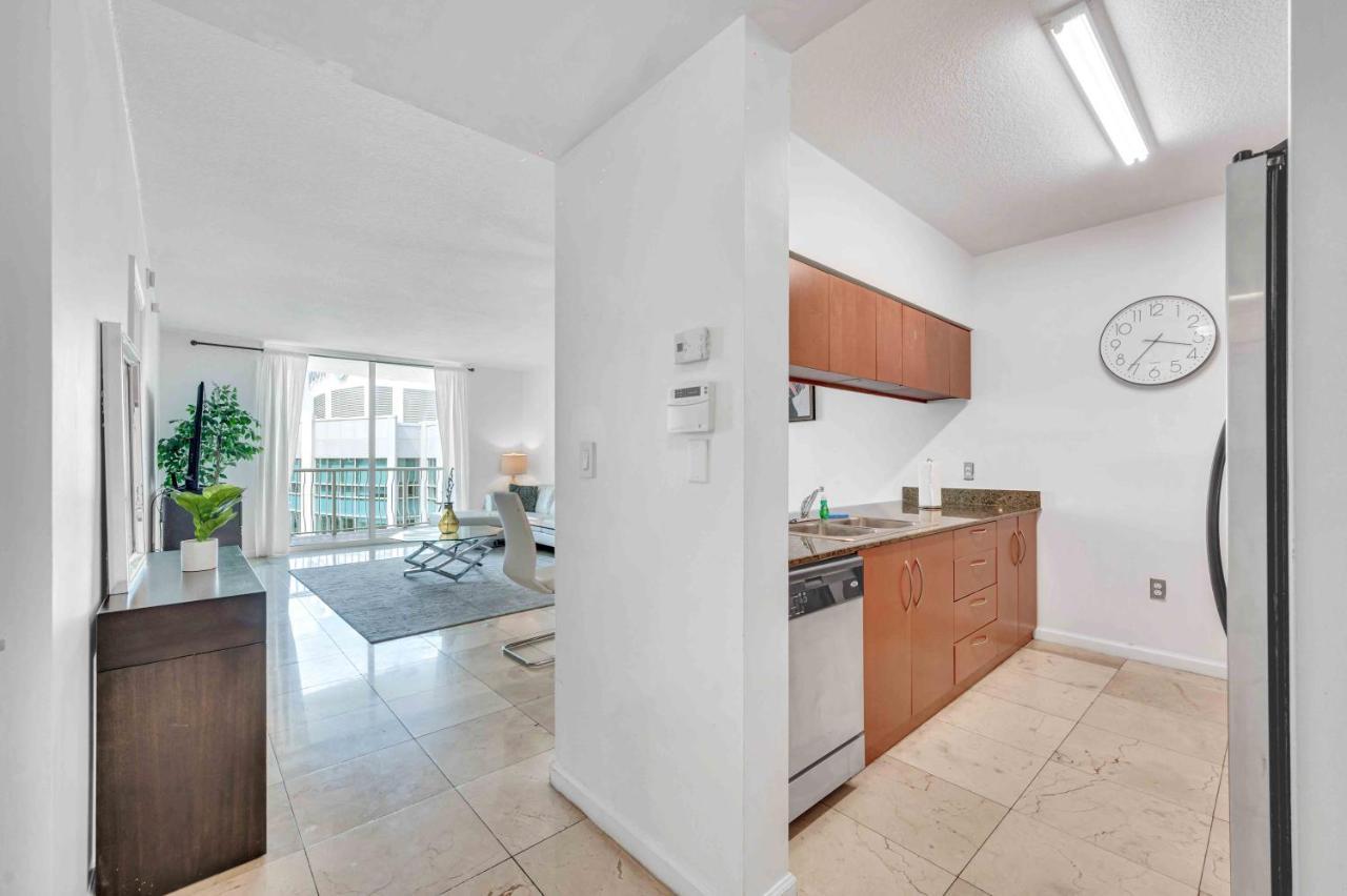 Modern 1 Bed In The Heart Of Brickell With Free Parking Apartman Miami Kültér fotó